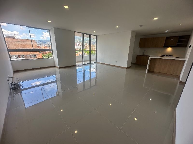 APARTAMENTO EN ARRIENDO UBICADO EN ENVIGADO SECTOR EL PORTAL