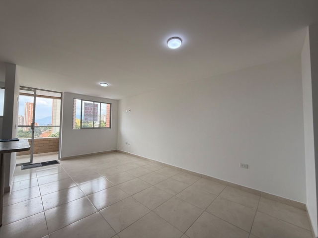 APARTAMENTO EN ARRIENDO UBICADO EN SABANETA SECTOR MARIA AUXILIADORA