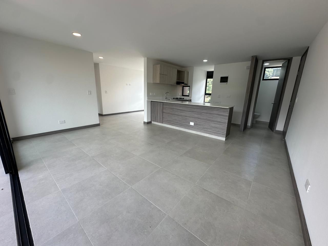 APARTAMENTO EN ARRIENDO UBICADO EN ENVIGADO SECTOR CAMINO VERDE