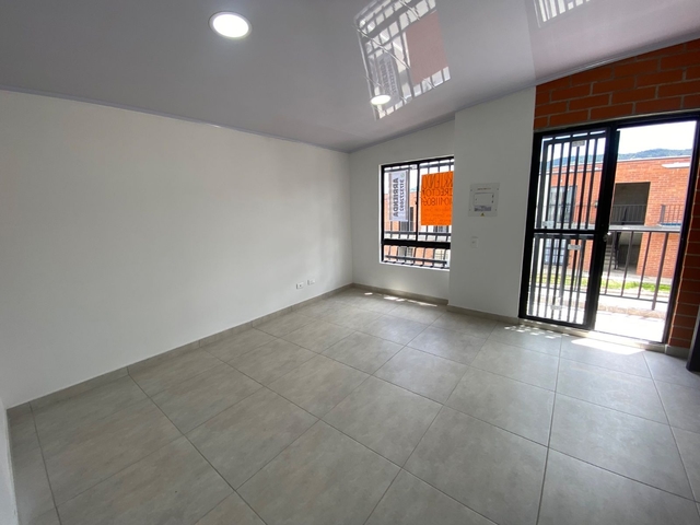 APARTAMENTO EN ARRIENDO UBICADO EN CARMEN DE VIBORAL SECTOR CAMPO ALEGRE