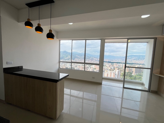 APARTAMENTO EN ARRIENDO UBICADO SABANETA SECTOR LAS LOMITAS