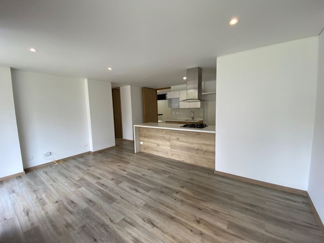 APARTAMENTO EN ARRIENDO UBICADO EL RETIRO SECTOR LA MARÍA