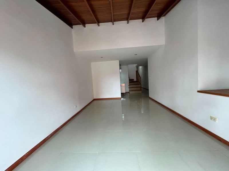 APARTAMENTO EN ARRIENDO UBICADO EN MEDELLÍN POR EL SECTOR SIMON BOLIVAR