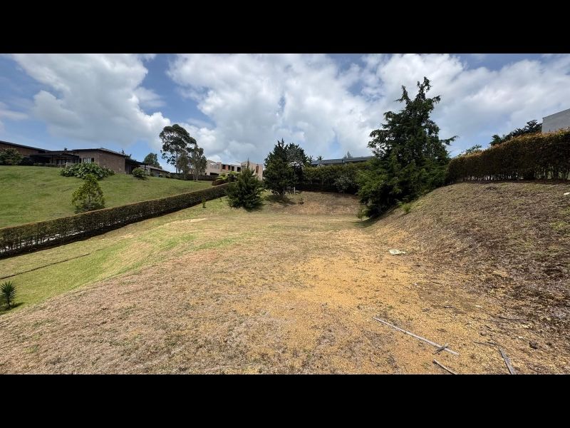 LOTE EN VENTA UBICADO EN RIONEGRO SECTOR QUIRAMA