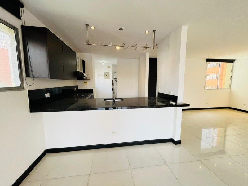 APARTAMENTO EN ARRIENDO UBICADO EN EL POBLADO SECTOR CASTROPOL