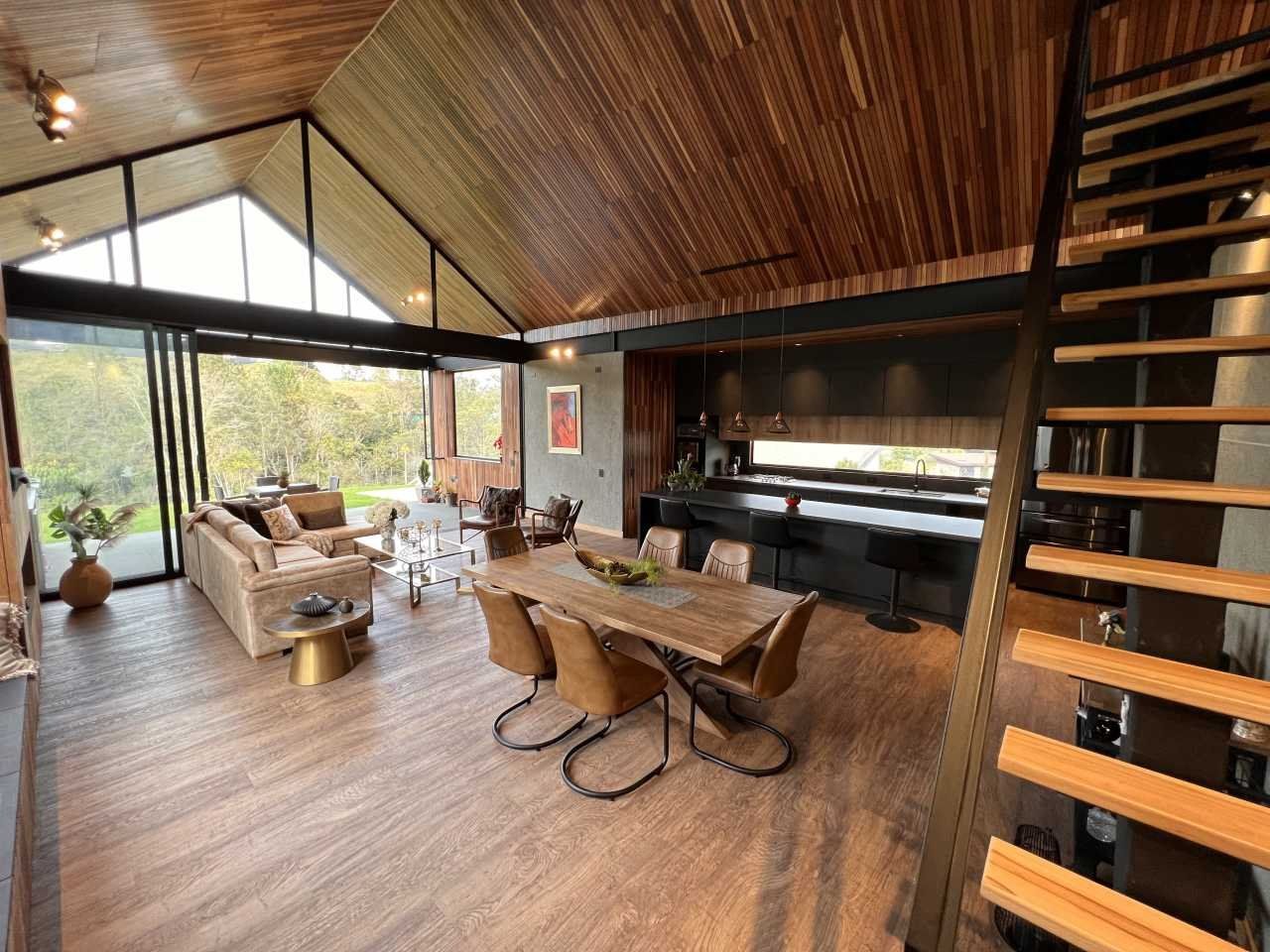 CASA EN ARRIENDO UBICADO EN EL RETIRO