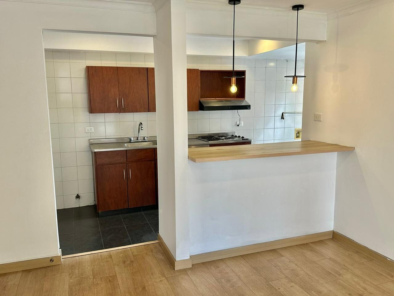 APARTAMENTO EN ARRIENDO UBICADO EN POBLADO SECTOR CASTROPOL