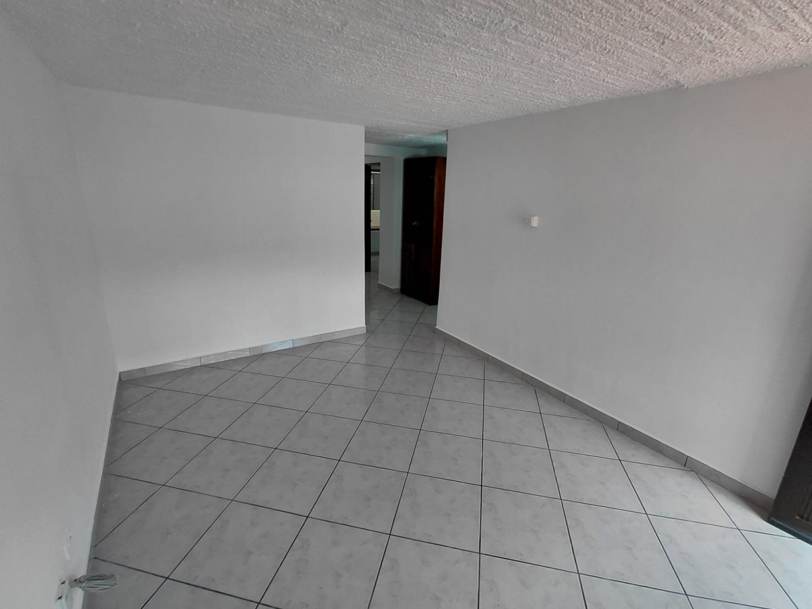 CASA EN ARRIENDO UBICADA EN MEDELLIN SECTOR SAN PABLO