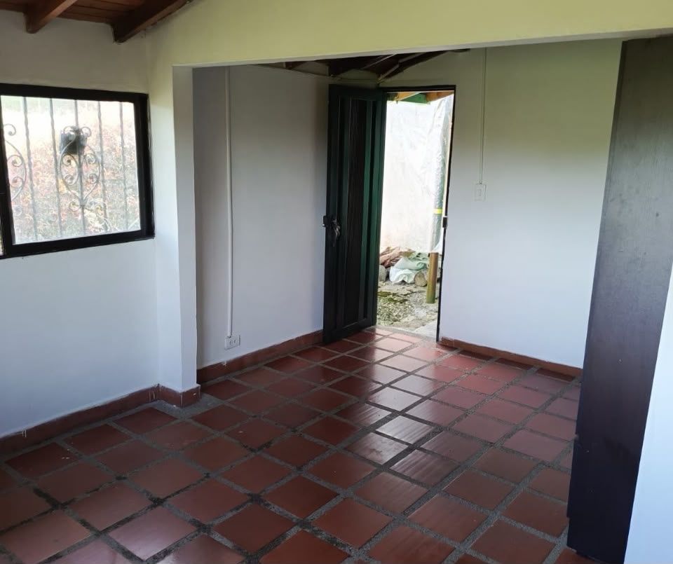 FINCA EN VENTA UBICADO EN RIONEGRO SECTOR VEREDA LAS HOJAS
