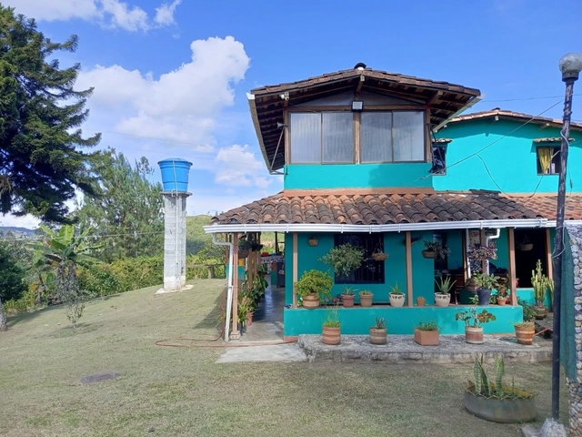 FINCA EN VENTA UBICADO EN RIONEGRO SECTOR VEREDA LAS HOJAS