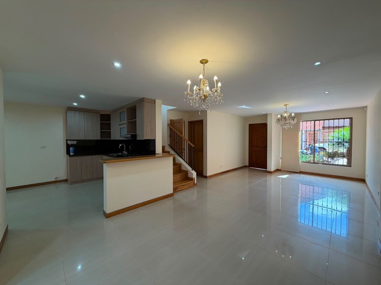 CASA EN VENTA UBICADA EN RIONEGRO SECTOR GUALANDAY