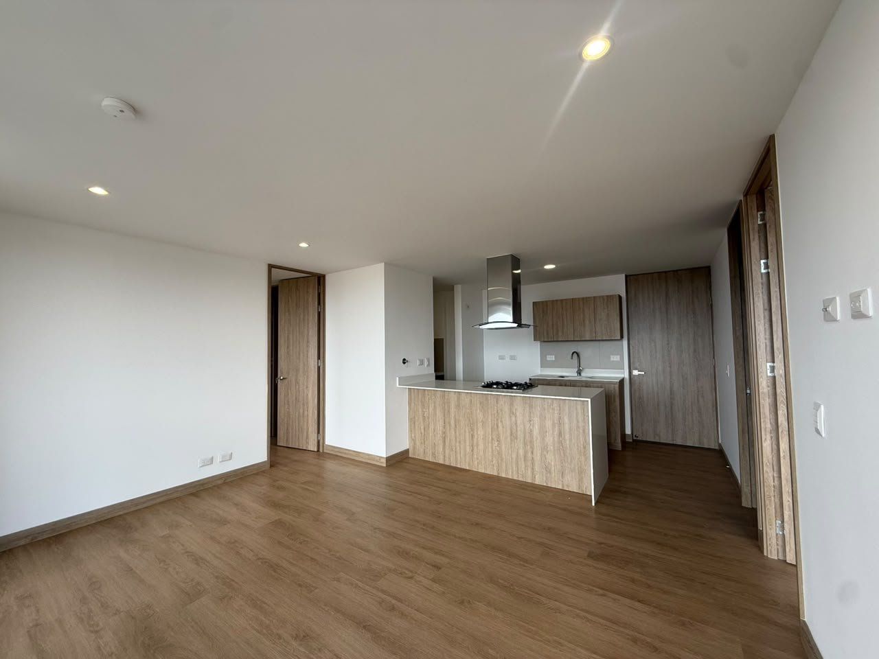 APARTAMENTO EN ARRIENDO UBICADO EN RIONEGRO SECTOR EL PORVENIR