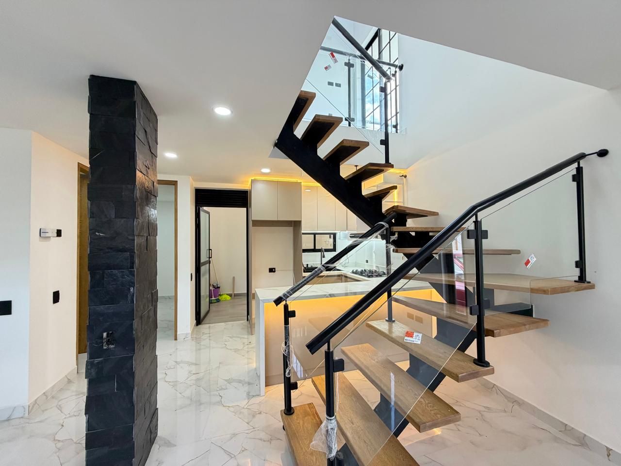 CASA EN VENTA UBICADA EN LA CEJA SECTOR BOSQUES DEL TAMBO