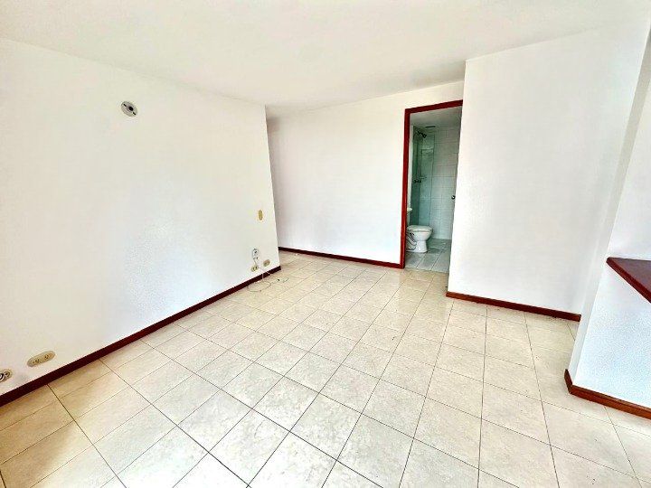 APARTAMENTO EN ARRIENDO UBICADO EN POBLADO SECTOR CASTROPOL