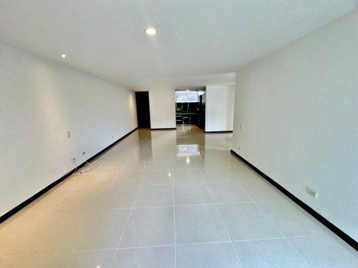 APARTAMENTO EN ARRIENDO UBICADO EN ENVIGADO SECTOR BOSQUES DE ZUNIGA