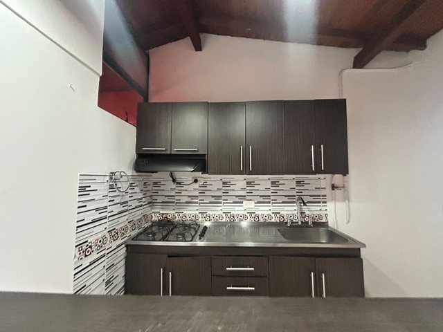 APARTAMENTO EN ARRIENDO UBICADO ENVIGADO SECTOR LOMA DEL ESMERALDAL