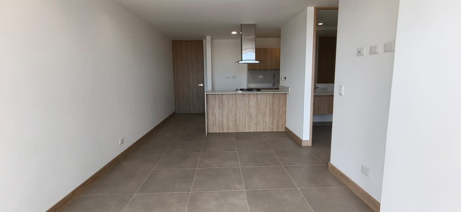 APARTAESTUDIO EN ARRIENDO UBICADO EN RIONEGRO SECTOR EL PORVENIR