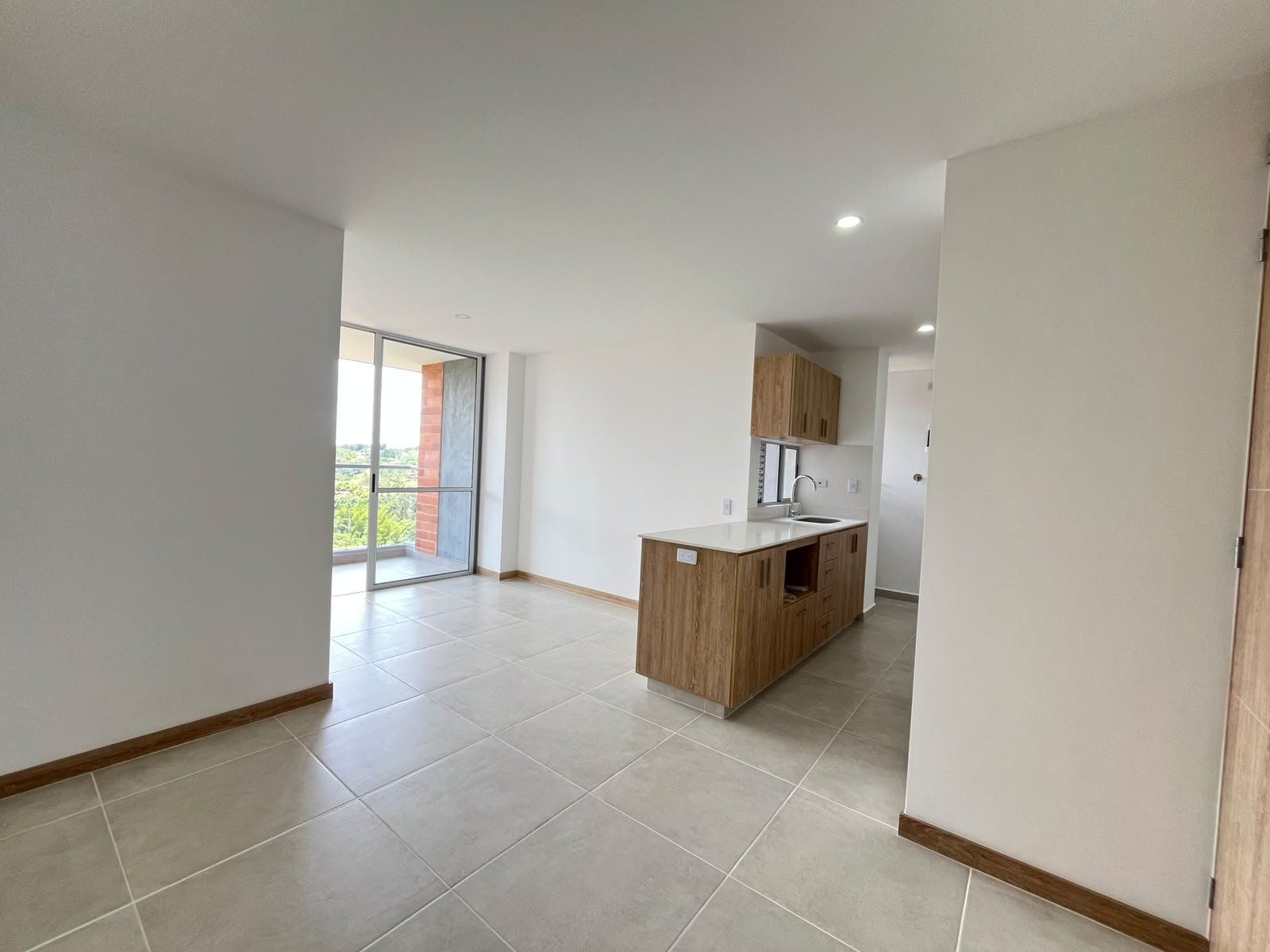 APARTAMENTO EN ARRIENDO UBICADO EN RIONEGRO SECTOR LOS COLEGIOS