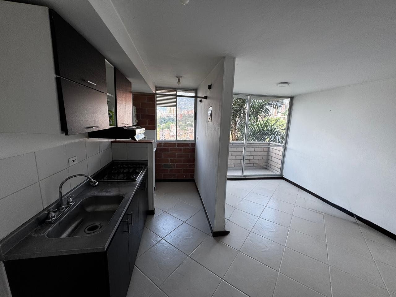 APARTAMENTO EN ARRIENDO UBICADO ENVIGADO SECTOR SENORIAL