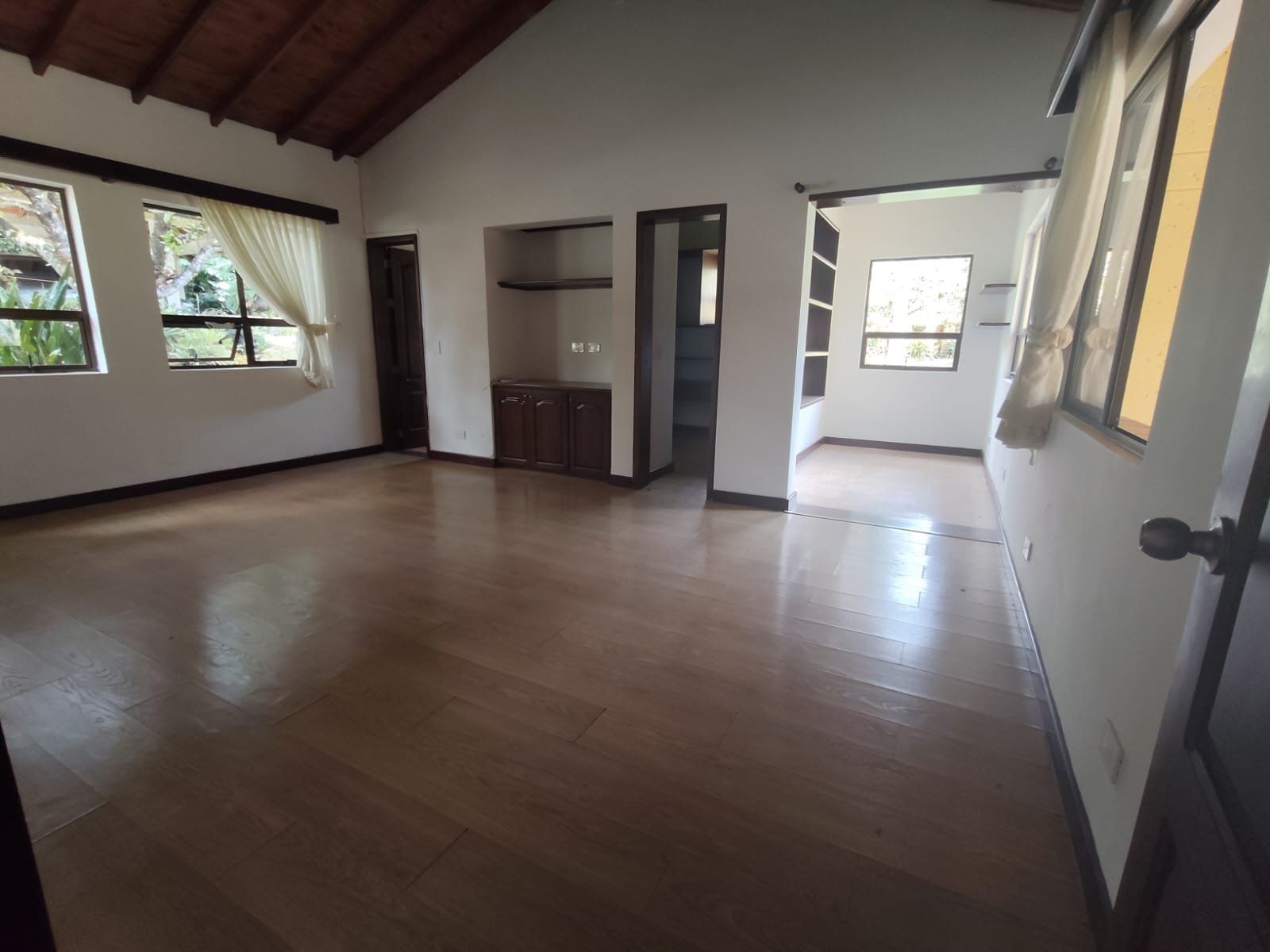 CASA EN ARRIENDO UBICADA EN LA CEJA