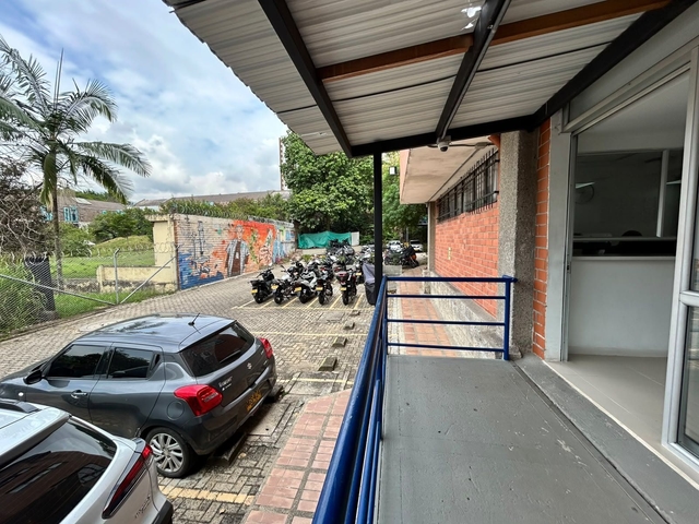 CONSULTORIO EN ARRIENDO UBICADO EN MEDELLIN SECTOR ALTAMIRA