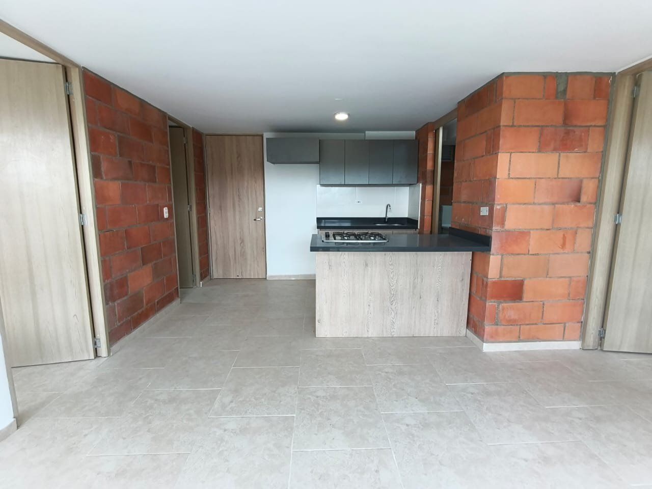 APARTAMENTO EN ARRIENDO UBICADO EN RIONEGRO SECTOR LOS COLEGIOS