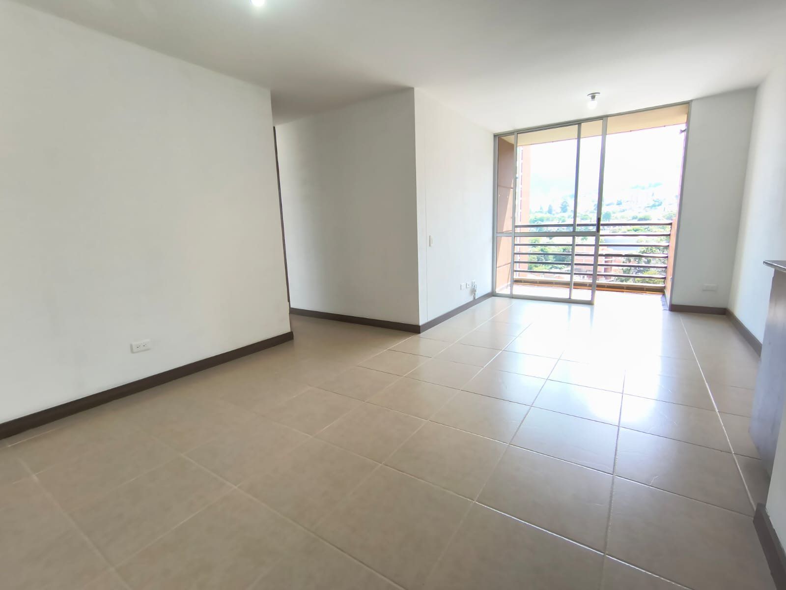 APARTAMENTO EN ARRIENDO UBICADO EN ITAGÜÍ SECTOR SURAMERICA