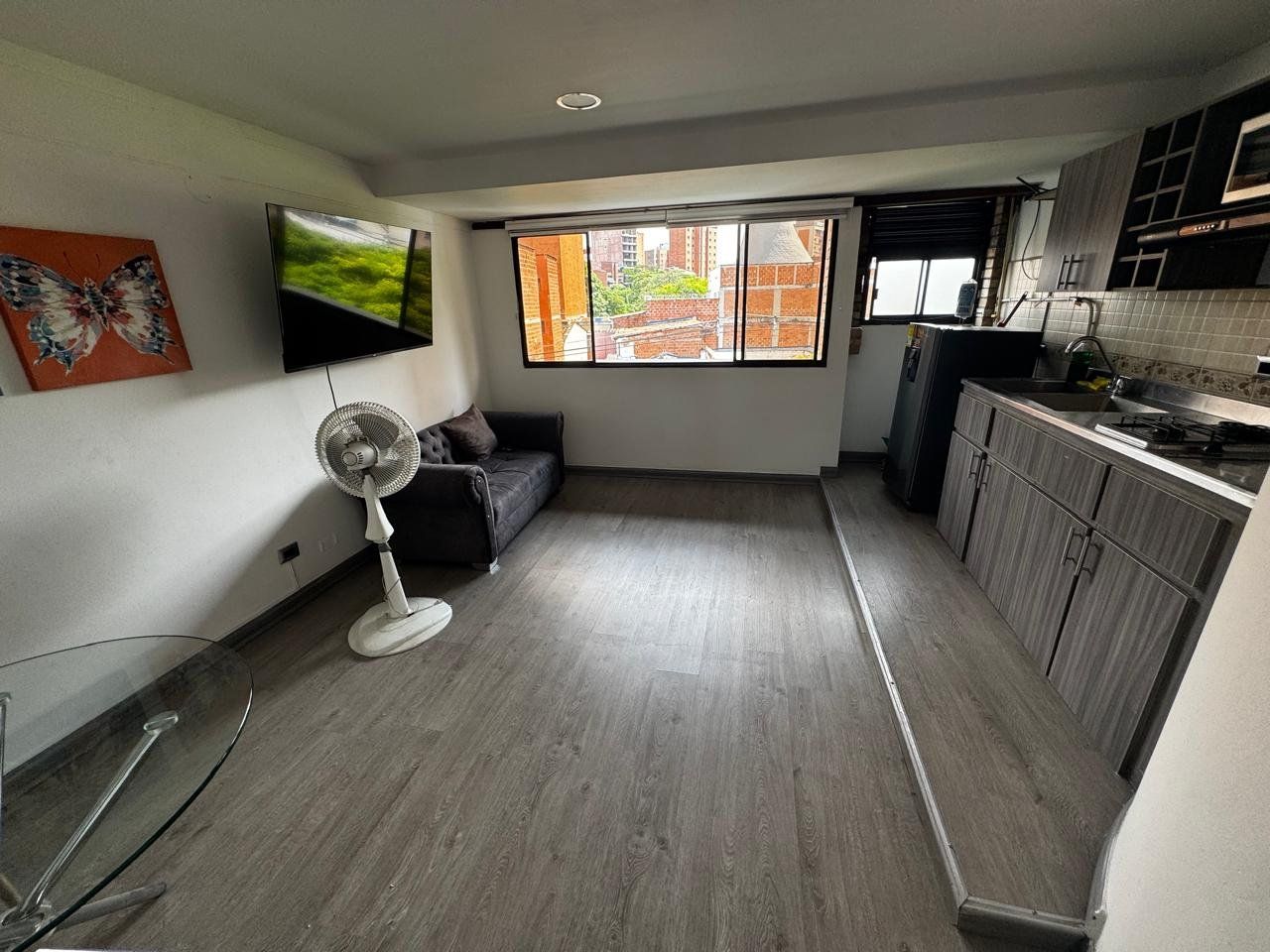 APARTAESTUDIO EN ARRIENDO UBICADO EN MEDELLÍN SECTOR LAURELES