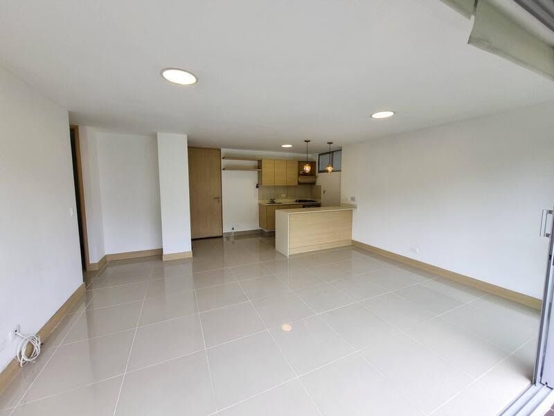 APARTAMENTO EN ARRIENDO UBICADO EN MEDELLIN SECTOR LOMA DEL INDIO