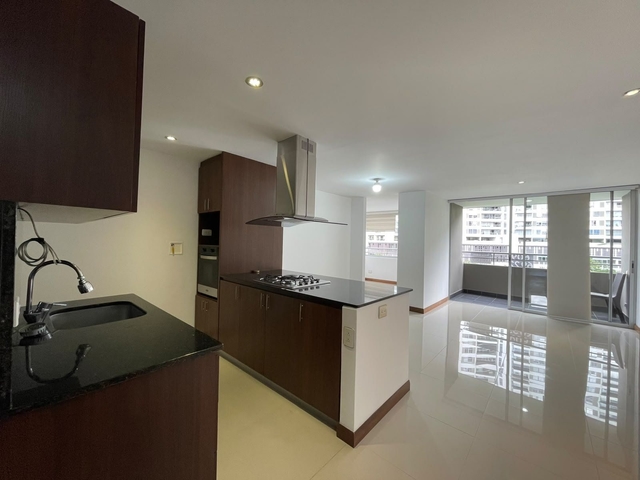 APARTAMENTO EN ARRIENDO UBICADO EN MEDELLIN SECTOR LOMA DEL INDIO