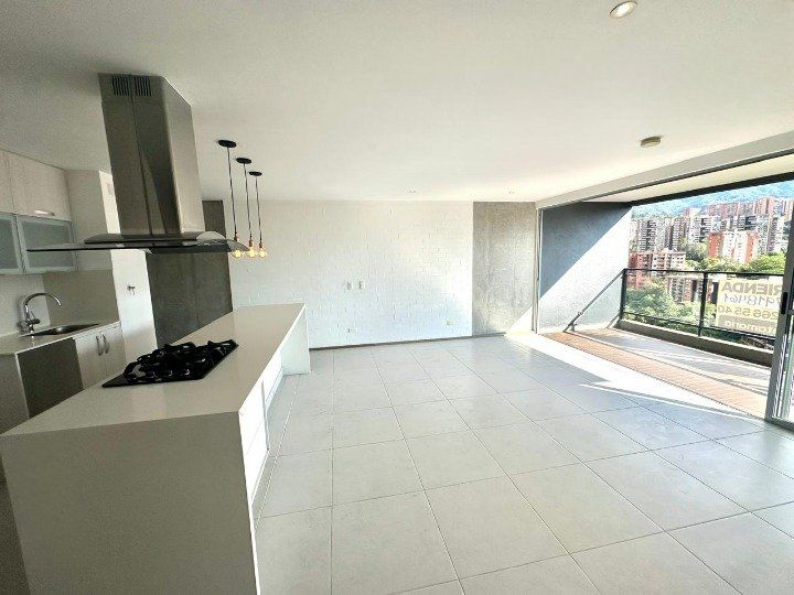 APARTAMENTO EN ARRIENDO UBICADO EN ENVIGADO SECTOR LOMA DEL ESMERALDAL