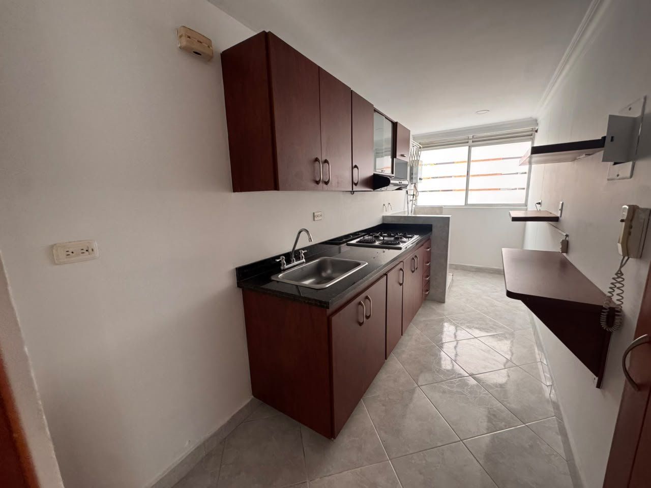 APARTAMENTO EN ARRIENDO UBICADO EN MEDELLIN SECTOR LOS BALSOS