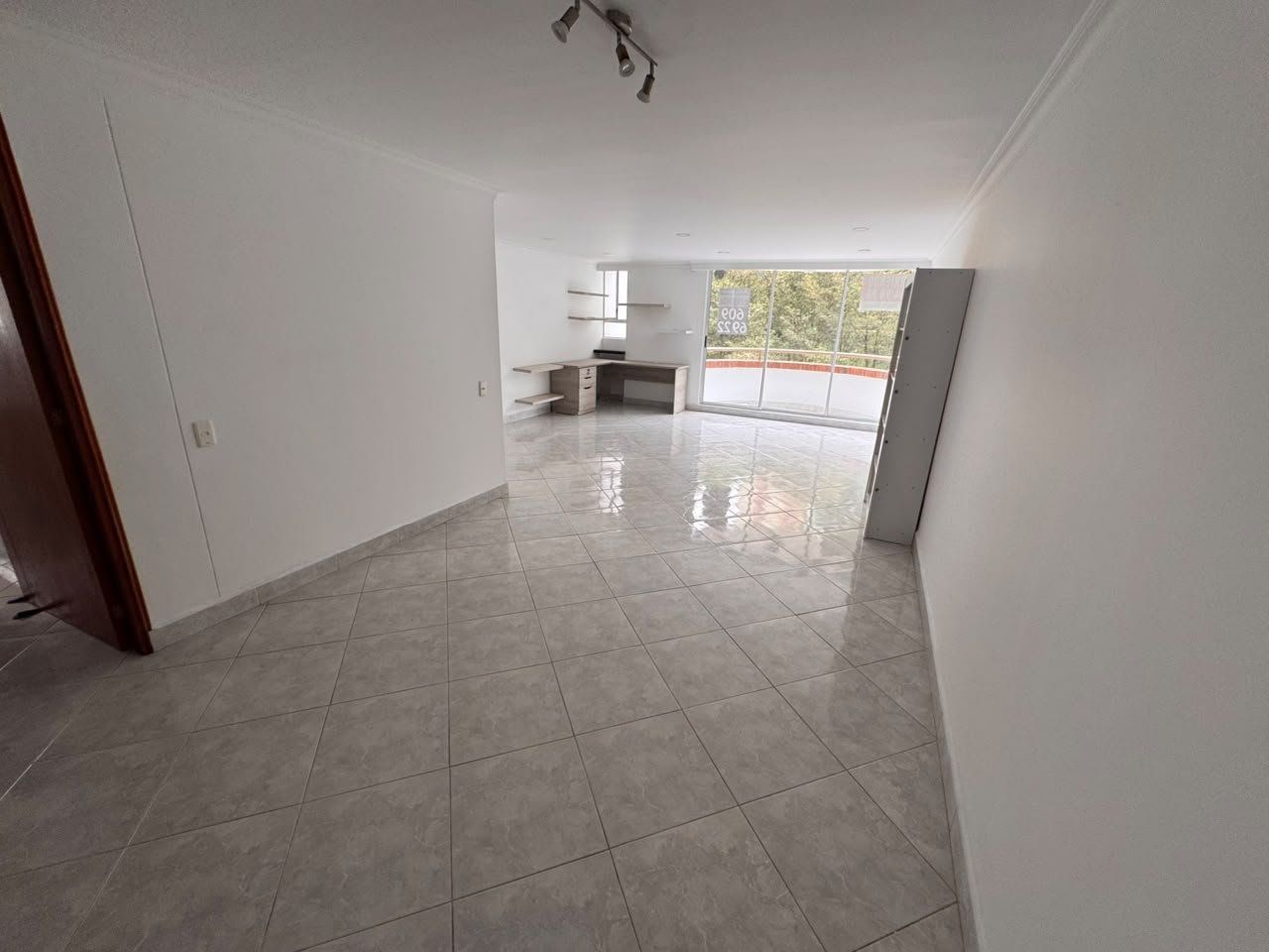 APARTAMENTO EN ARRIENDO UBICADO EN MEDELLIN SECTOR LOS BALSOS