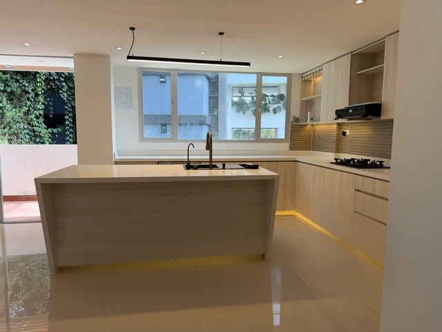 APARTAMENTO EN VENTA UBICADO EN MEDELLÍN SECTOR POBLADO