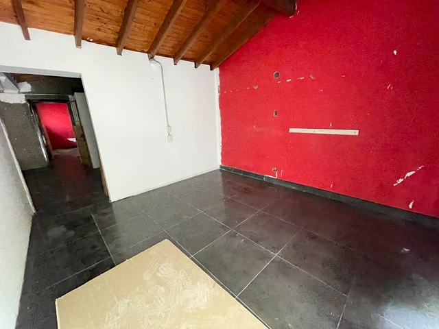 BODEGA EN ARRIENDO UBICADA EN MEDELLIN SECTOR LAURELES