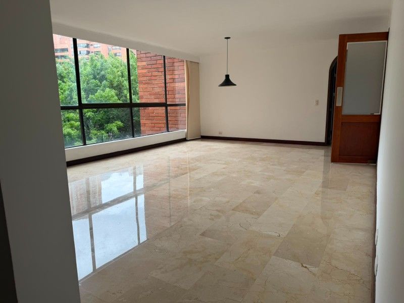APARTAMENTO EN VENTA UBICADO EN EL POBLADO SECTOR LOS BALSOS