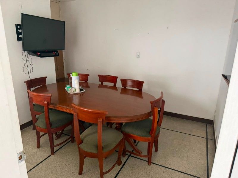 CASA EN VENTA UBICADA EN MEDELLIN SECTOR LAURELES